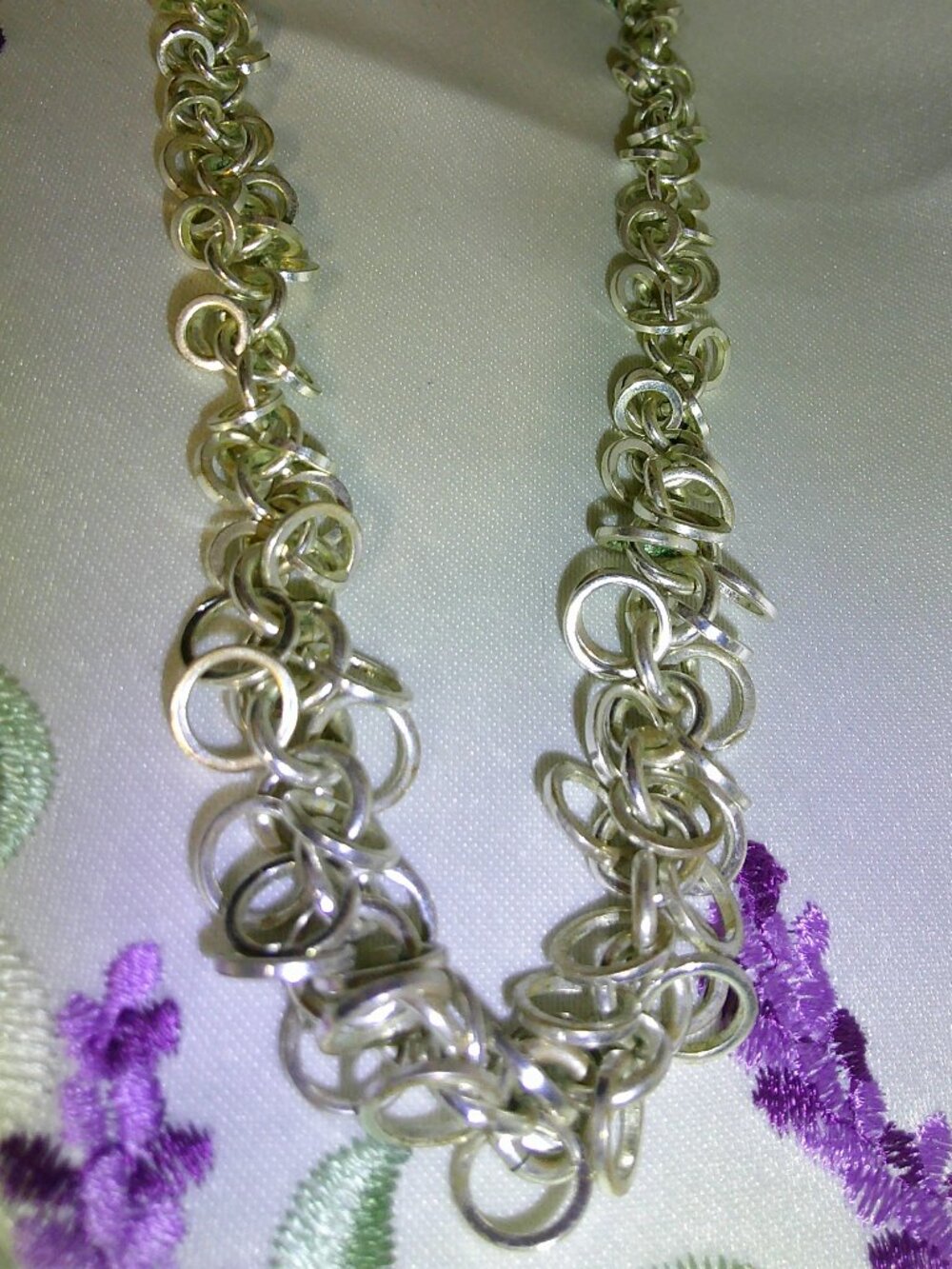 Avon HS Chainmaille Chainmail Necklace Silver Tone Ring Clusters Adjust Extender